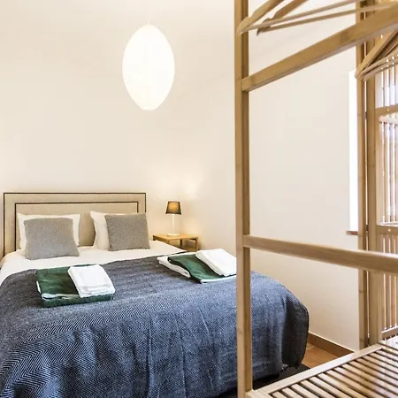 Cosy Bungalow By Cadenzalux